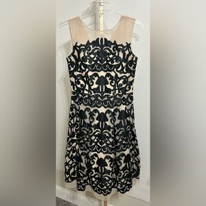 Lord & Taylor Cachet Where Class & Sophistication Meet In A Dress